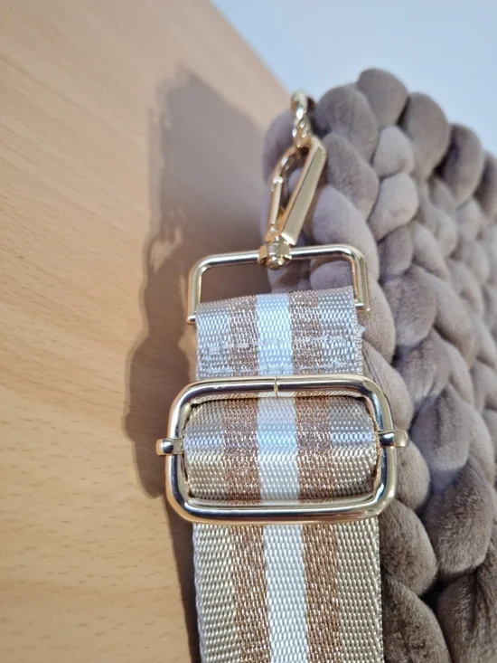 Chunky Handwoven Tan Crossbody Bag with Gold-Trim Strap - Picture 6 of 9